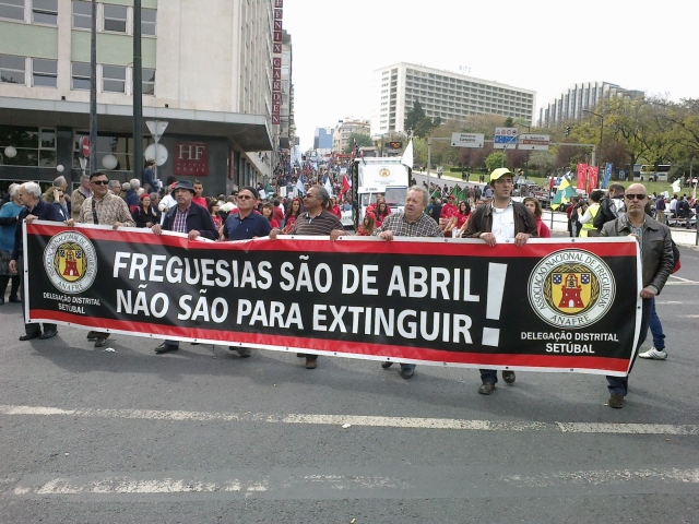 Contra a extinção de freguesias - 31.3.2012